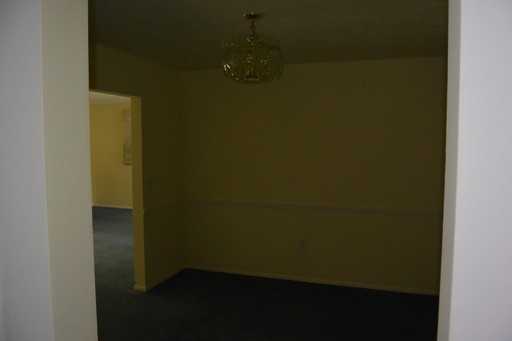 6438 Colonial Dr - Photo 3 of 11