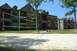 Lakeshore Villas - Photo 2 of 9