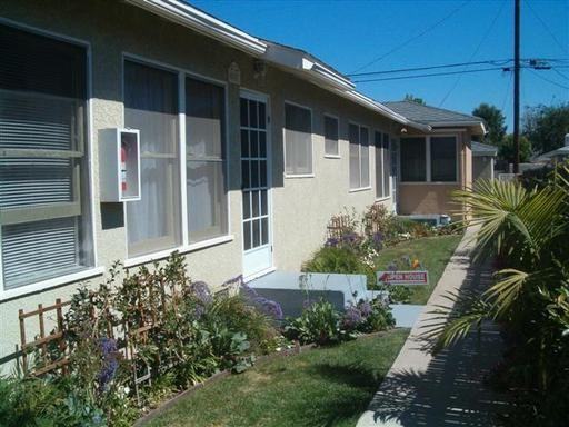 4552 N Lakewood Blvd - Photo 2 of 6