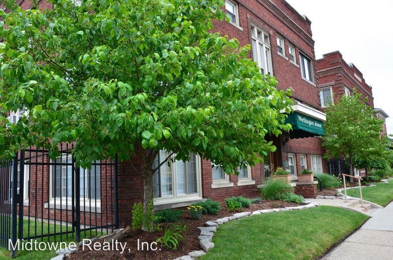 Worthington Manor 425-431 E. Wayne St. - Photo 3 of 14