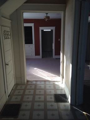 2430 Oliver St - Photo 2 of 15