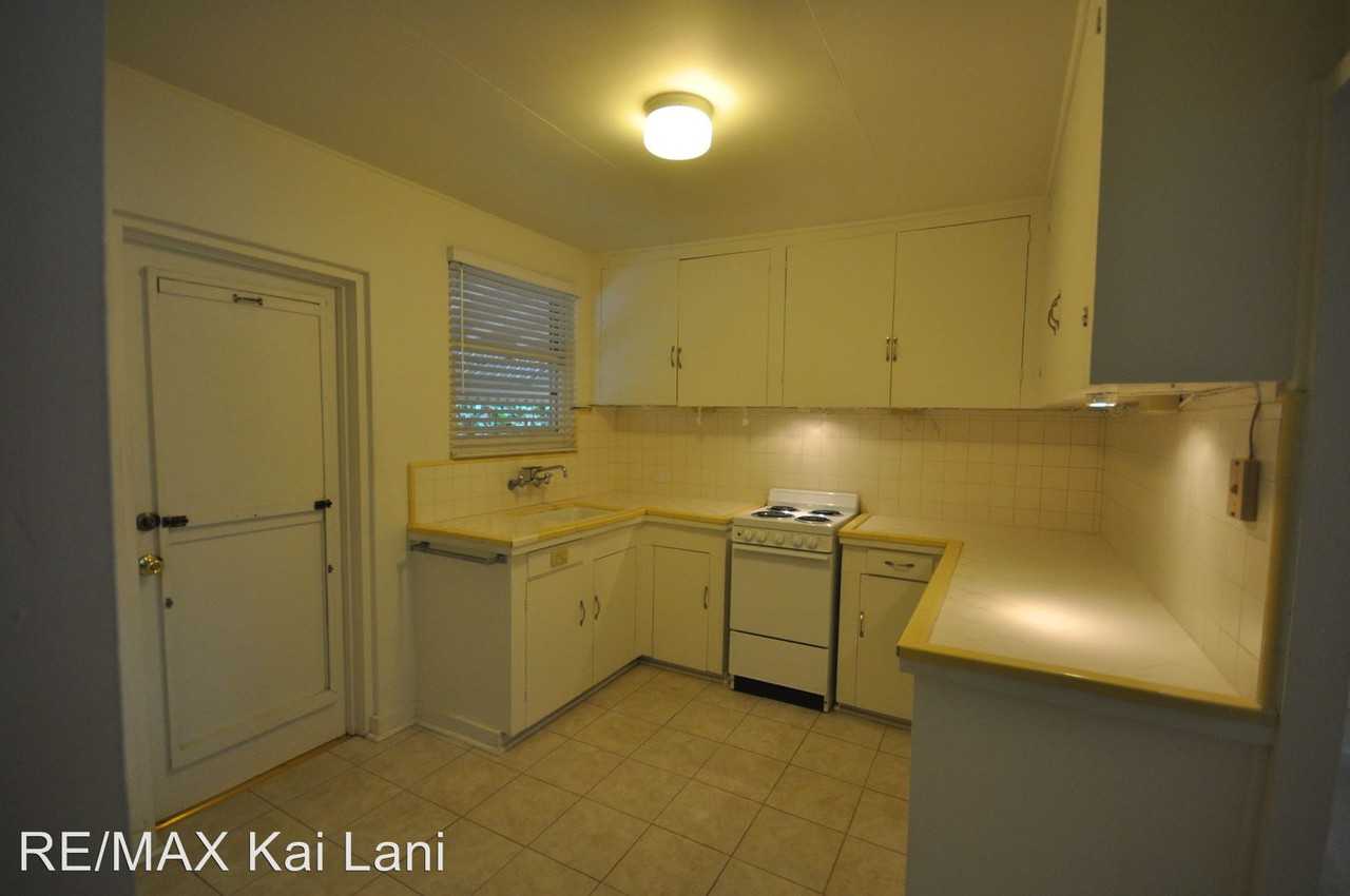 439-441 Kuliouou Road - Photo 3 of 5