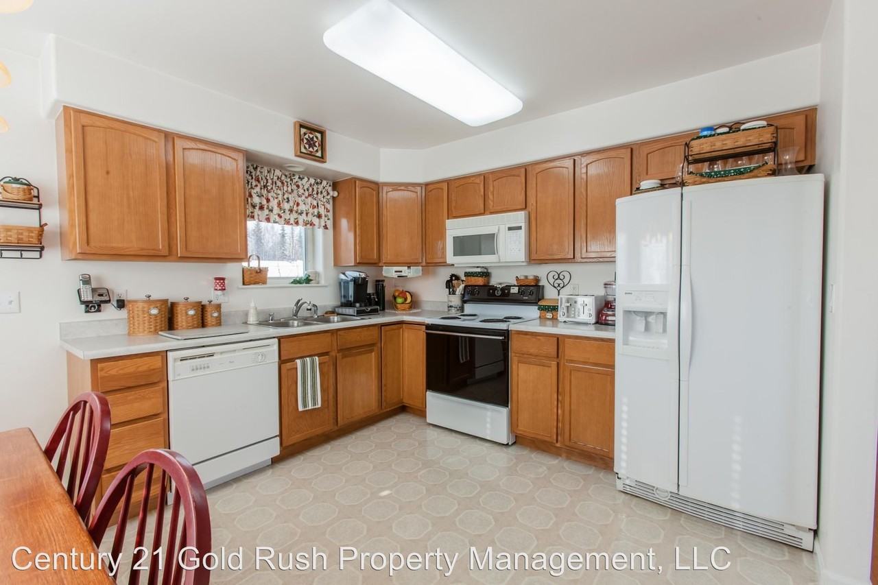 1546 Alaska Way - Photo 3 of 25