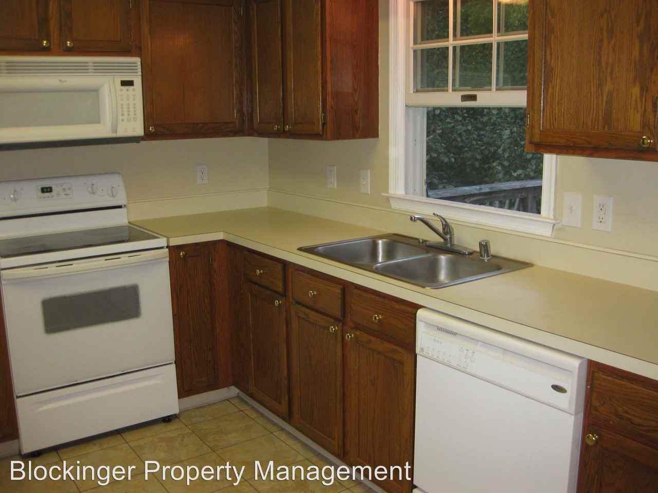 10639 Old Barn Ct - Photo 3 of 12