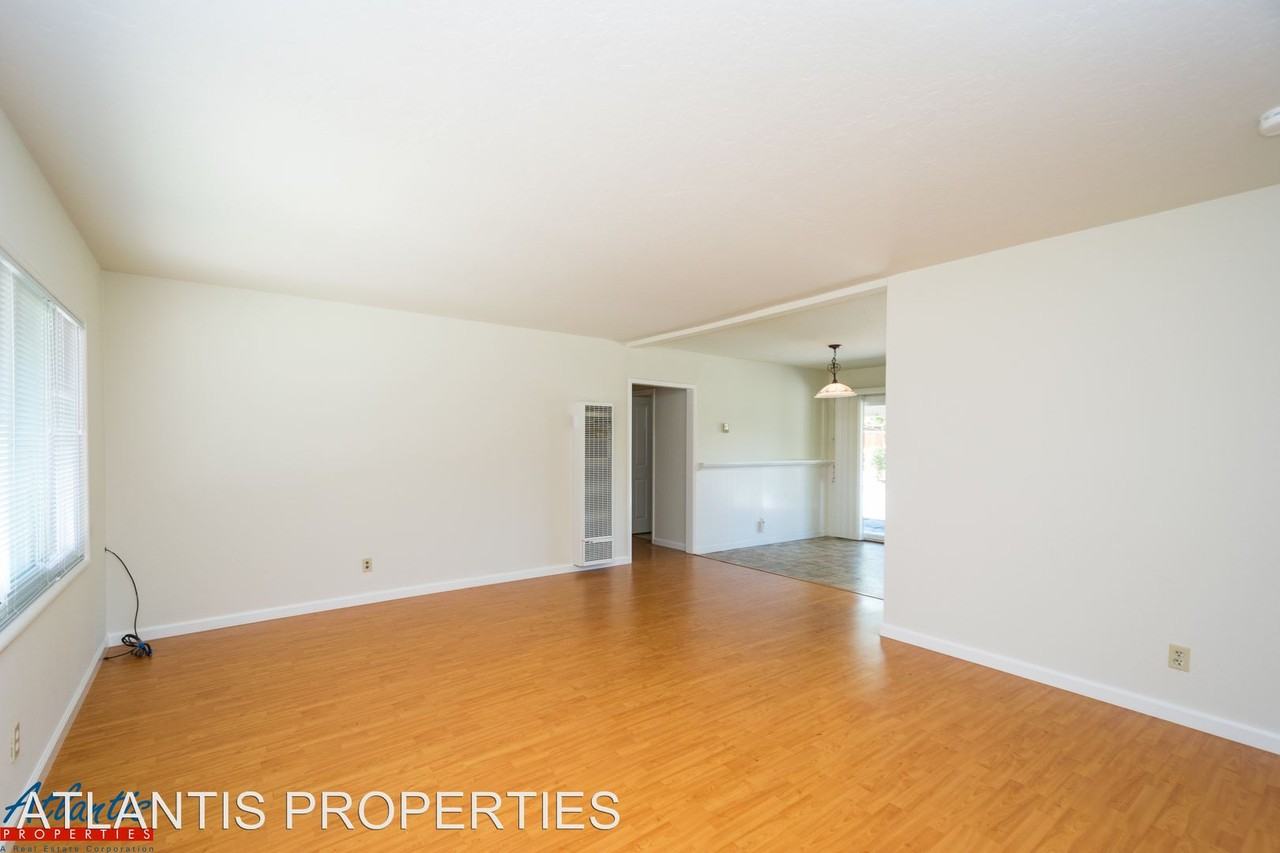 10377 Bret Ave - Photo 3 of 21