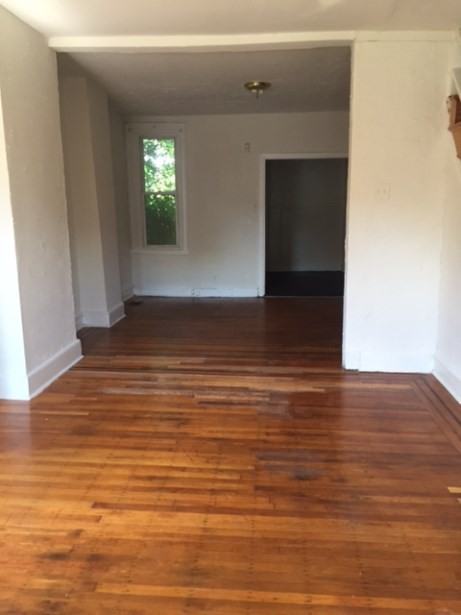 5229 W Clarkson Ave - Photo 2 of 6