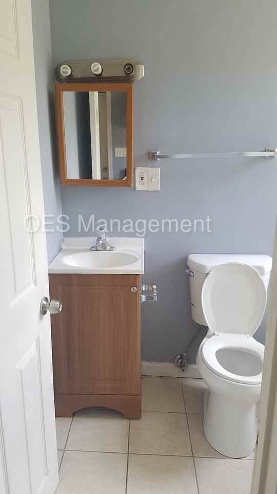 2680 W Baltimore St - Photo 2 of 7