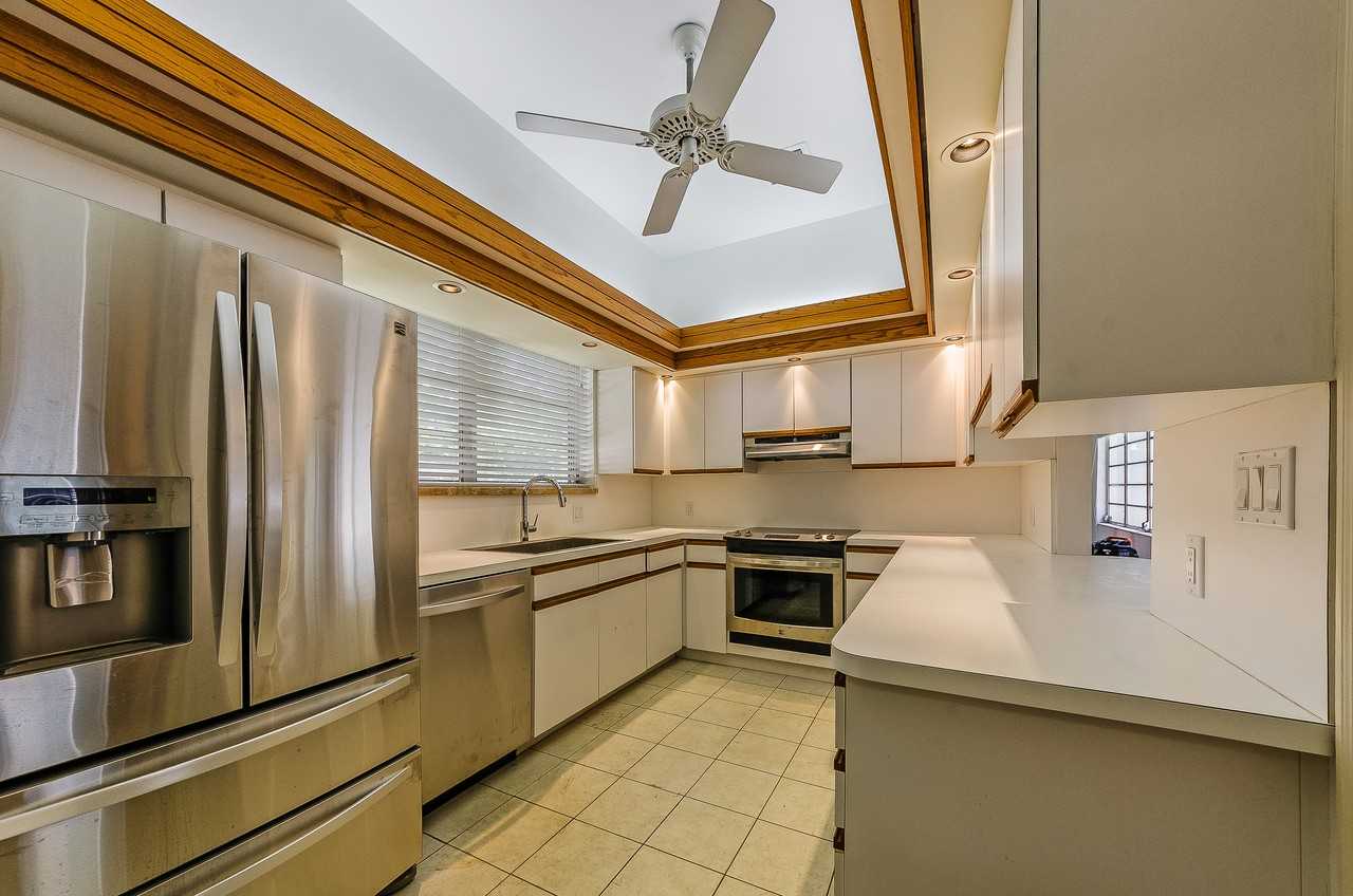 628 Gondoliere Ave - Photo 3 of 13