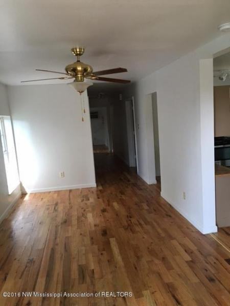 537 Joe Cox Rd - Photo 2 of 7