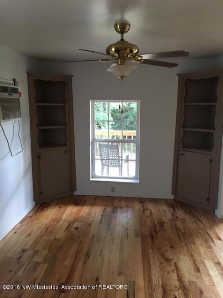 537 Joe Cox Rd - Photo 3 of 7