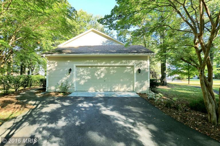 11452 Wollaston Cir - Photo 2 of 30