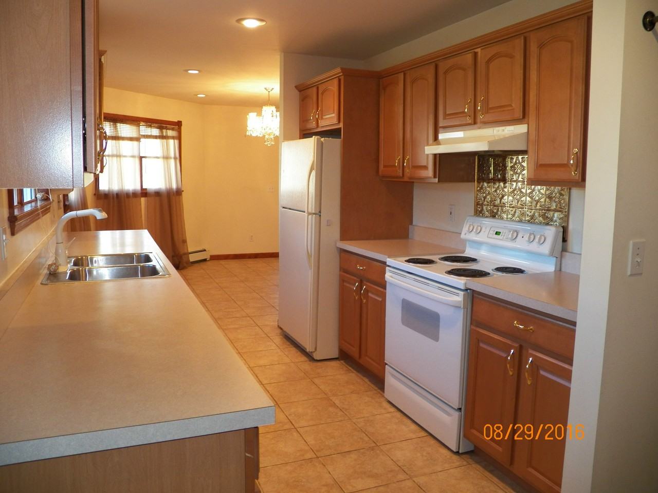 35 Acampora Dr - Photo 2 of 17