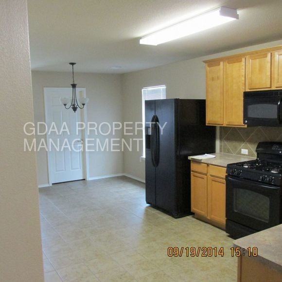 7505 Cedar Edge Dr - Photo 2 of 9