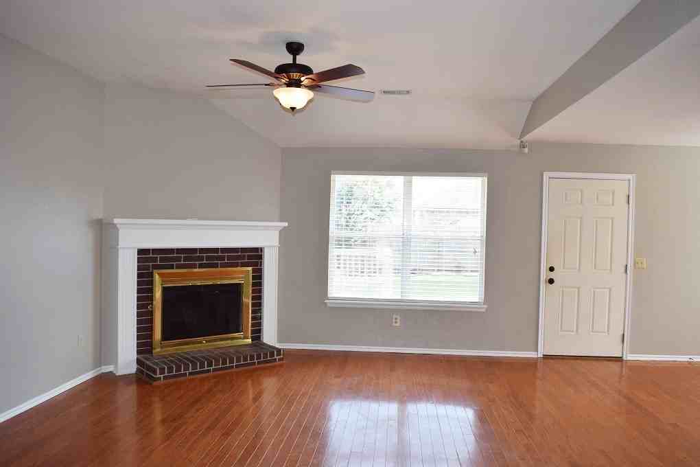 5908 SE 87th St - Photo 3 of 33