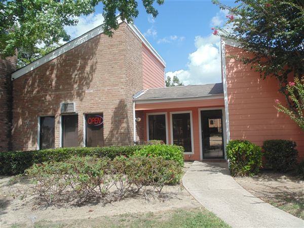 Pineland Woods Apartments 555 Seminar Dr, Houston, TX 77060 Zumper