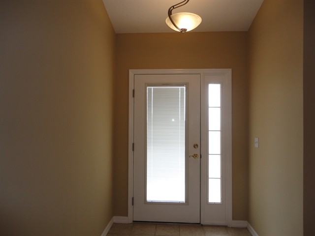 10423 Lake Hasson Cir - Photo 2 of 11