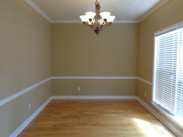 1257 Annapolis Cir - Photo 3 of 10