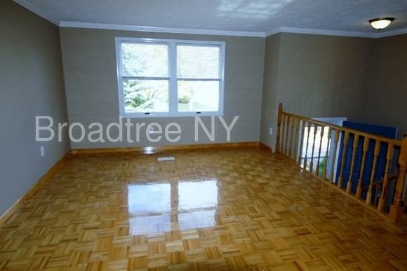 313 Cedar Terrace - Photo 3 of 13