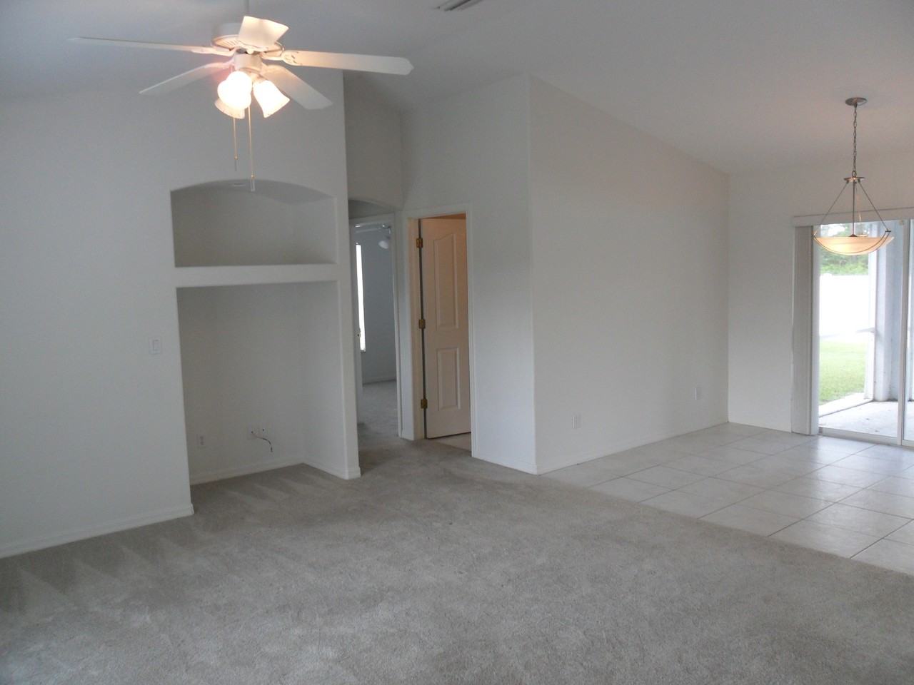 4353 Heyward Dr - Photo 3 of 10