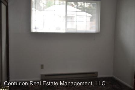 568-598 Ford St SE - Photo 3 of 8