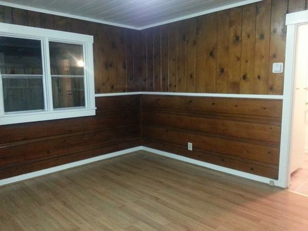 361 Richmond Ave - Photo 2 of 12