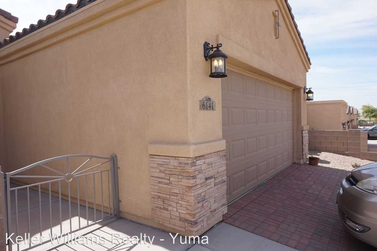 6141 E Overlook Ln - Photo 2 of 12