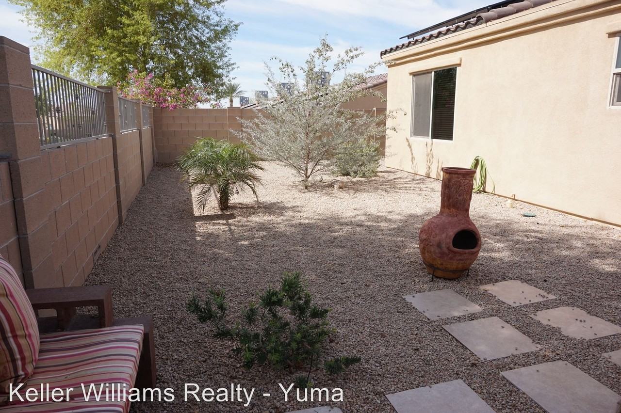 6141 E Overlook Ln - Photo 3 of 12