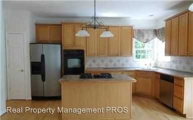 12111 Tamar Ct - Photo 2 of 12