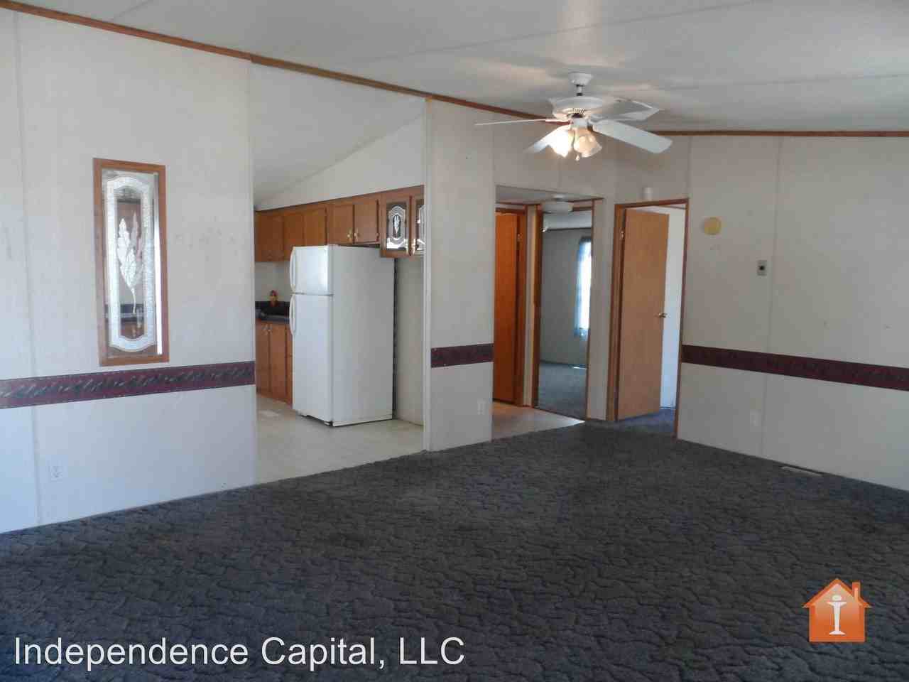 708 S Turner St - Photo 2 of 14