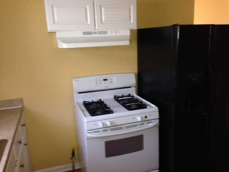 2233 Harper St - Photo 3 of 7