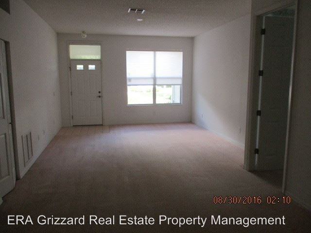 32689 Oak Park Dr - Photo 3 of 13