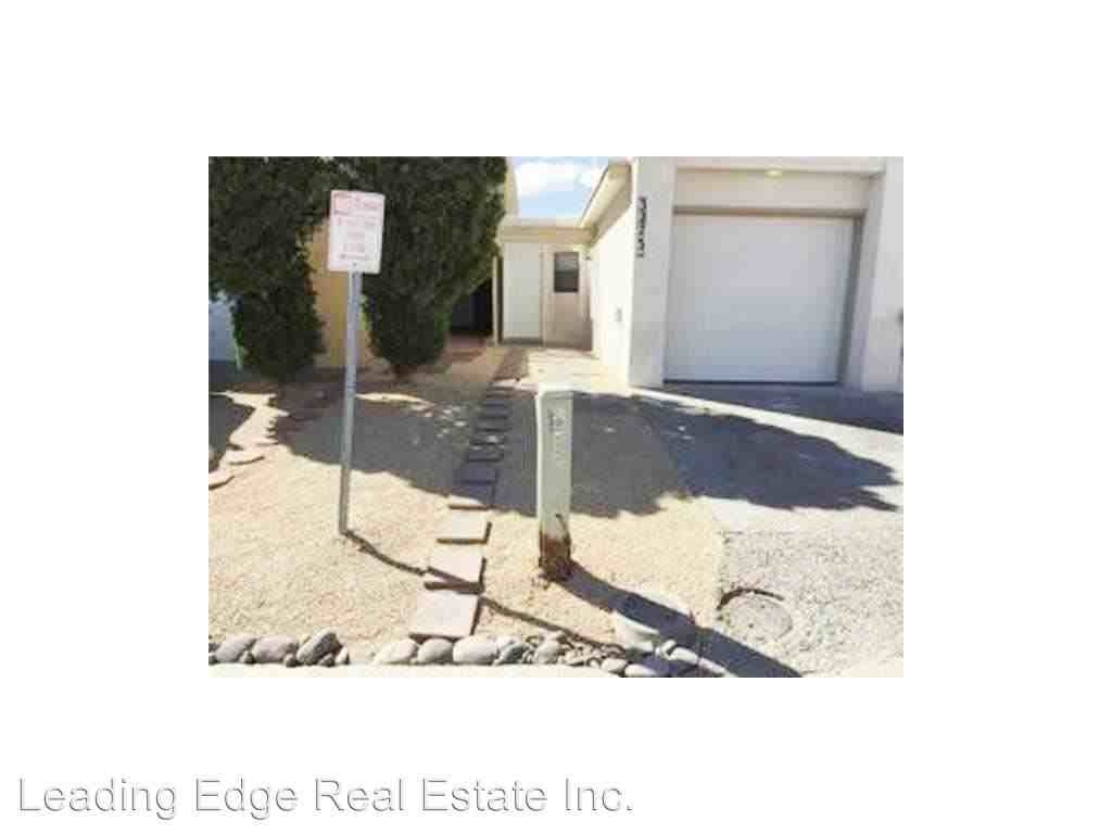 3223 Isla Bahia Way - Photo 2 of 16