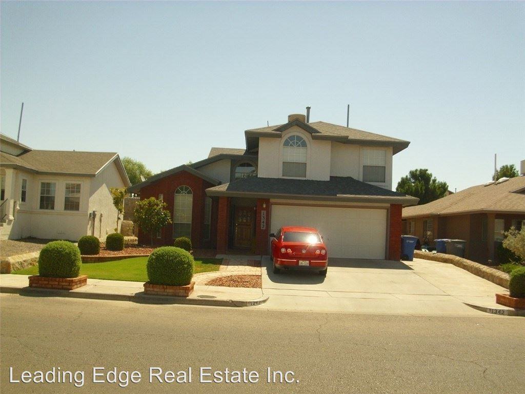 1342 John Phelan Dr - Photo 2 of 11