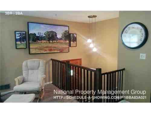 406 E 90th Terrace - Photo 2 of 12