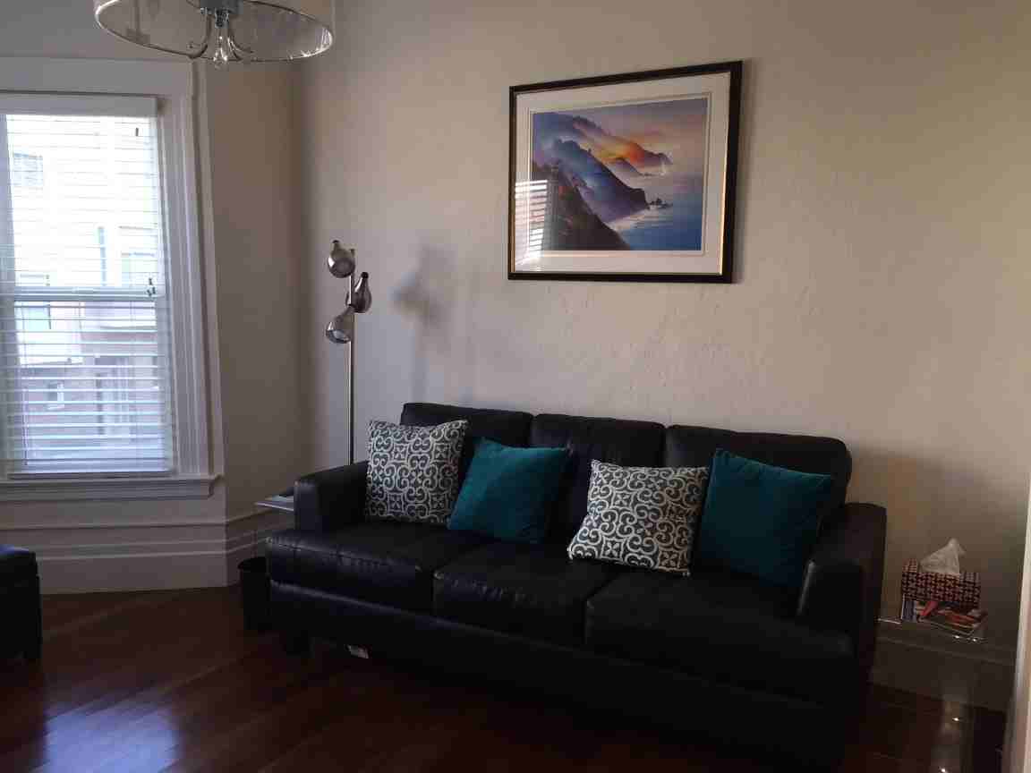 1653 Mason St - Photo 2 of 13