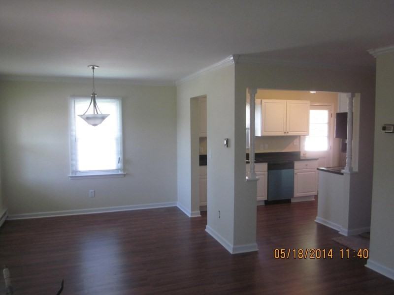 924 Chesaco Ave - Photo 2 of 4