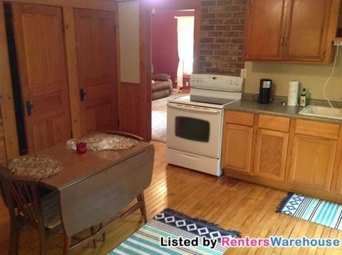 1117 9th Ave - Photo 3 of 8