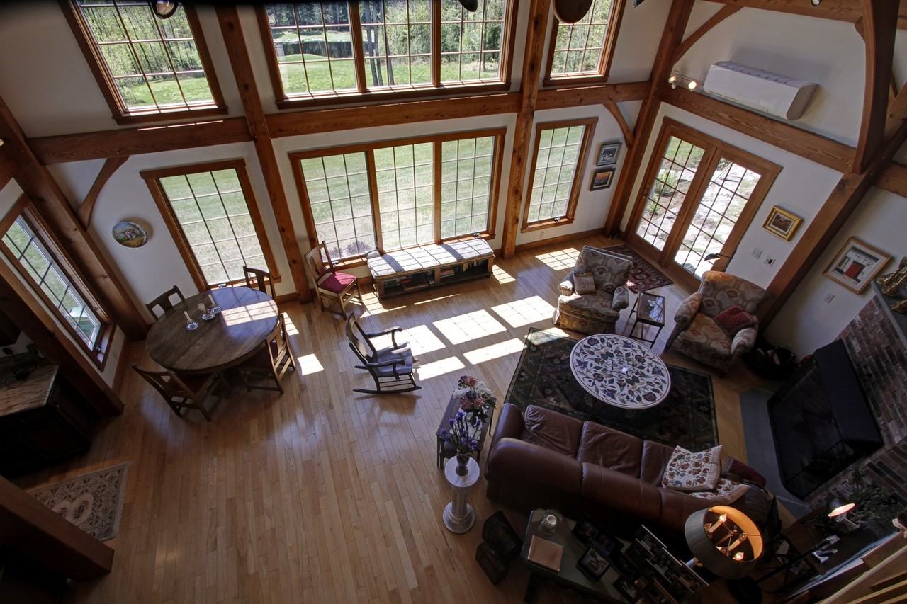 137 Adams Ln - Photo 2 of 14