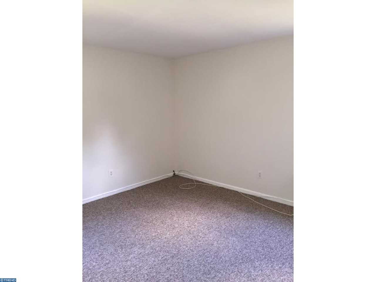 1781 Whitebriar Rd - Photo 2 of 11