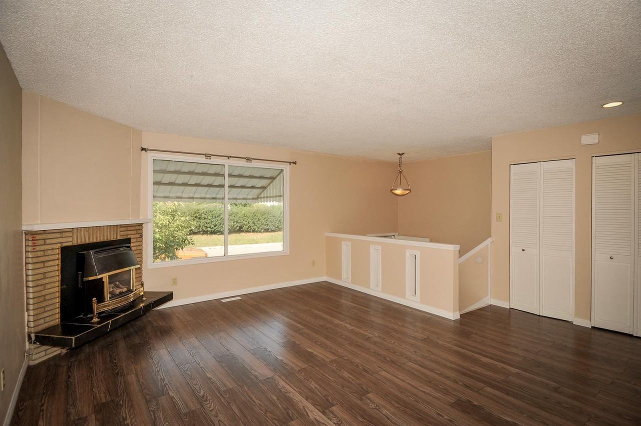 702 Tavender Rd NW #702 - Photo 2 of 37