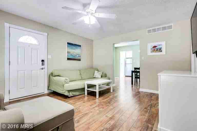 1 Robinway Court #25 - Photo 3 of 18