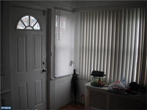 3059 Carmen St - Photo 3 of 7