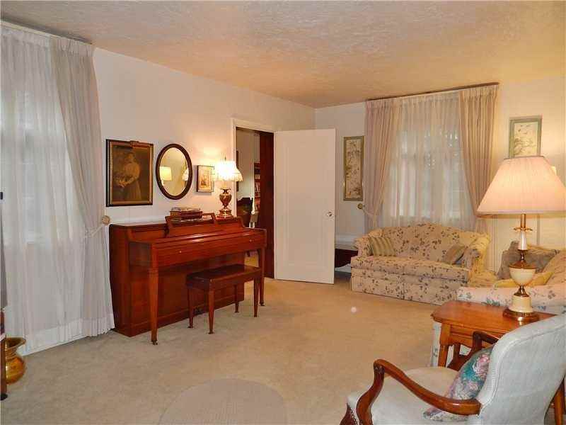 754 Wexford Bayne Rd - Photo 3 of 25