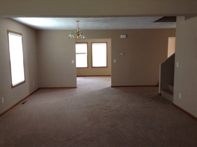 3074 Stralow Ln - Photo 3 of 9