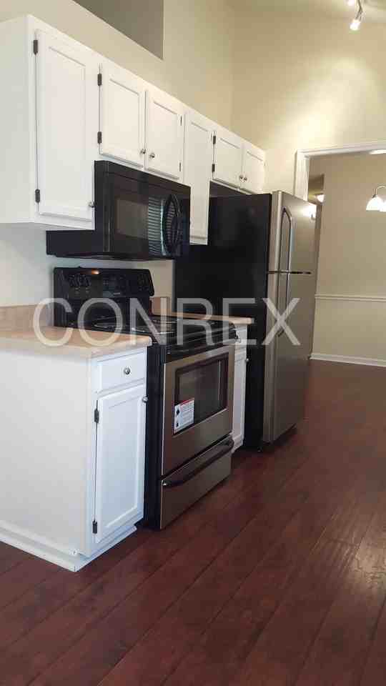313 Netherland Dr - Photo 2 of 14