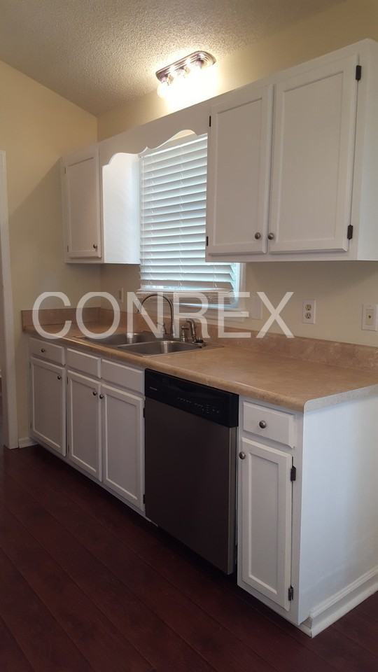 313 Netherland Dr - Photo 3 of 14