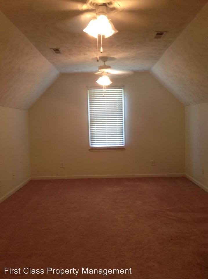 3942 Watling Ct - Photo 3 of 9