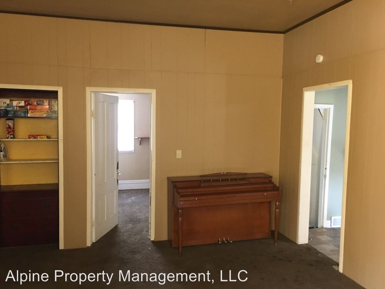 818 W 11th St - Photo 3 of 12