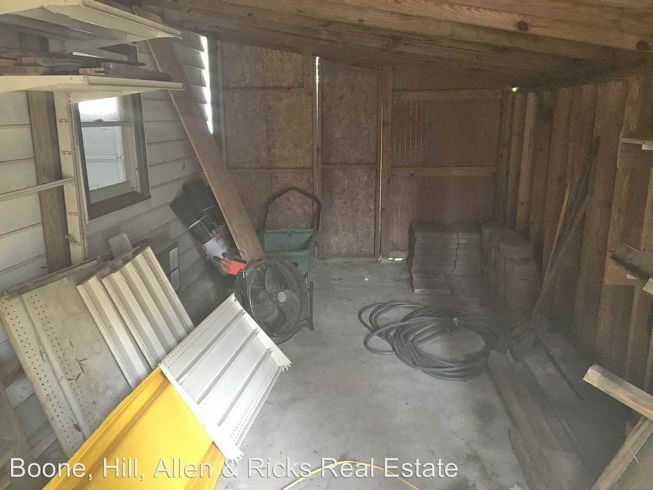 1301 Waterloo Dr - Photo 2 of 9