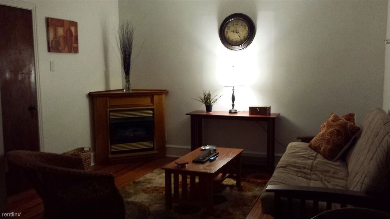 116 W Mary St - Photo 2 of 6